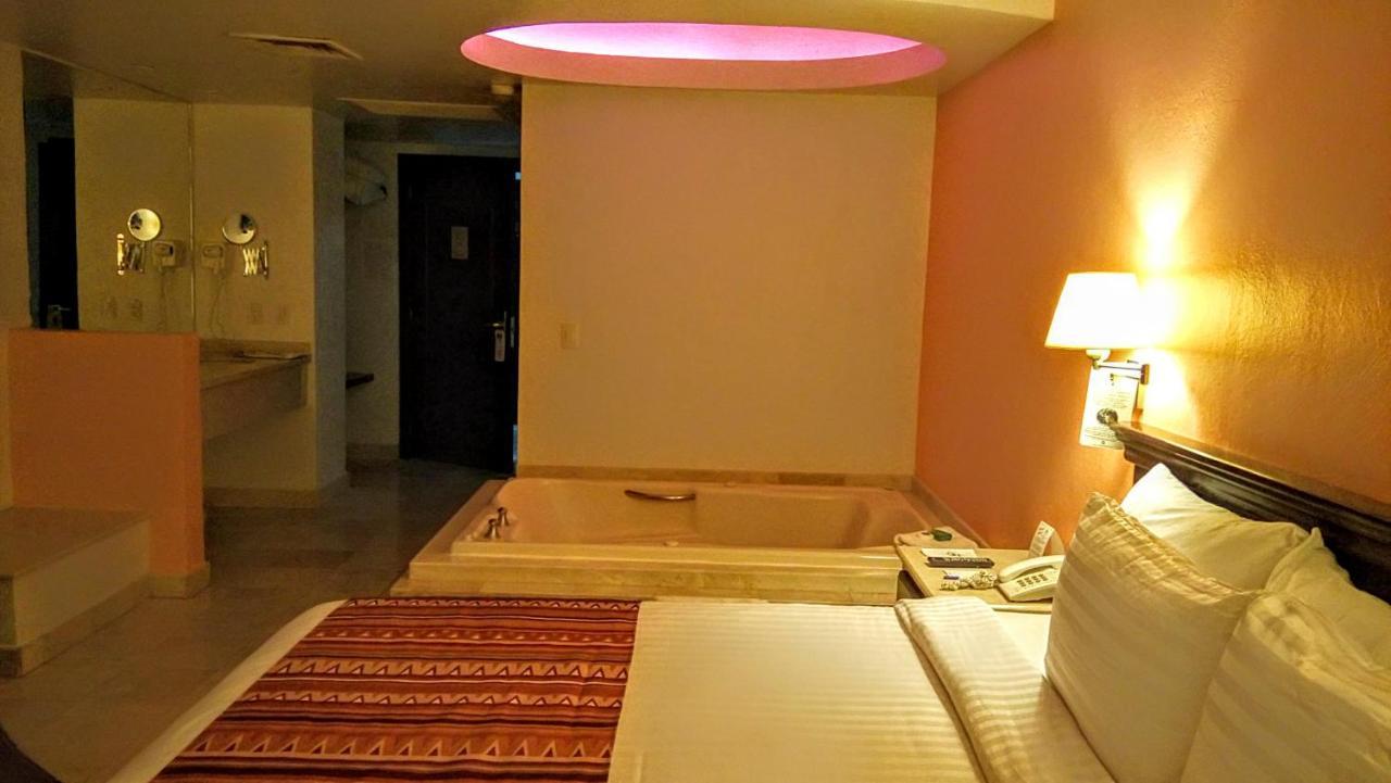 Hg Hotel Zapopan Exterior photo